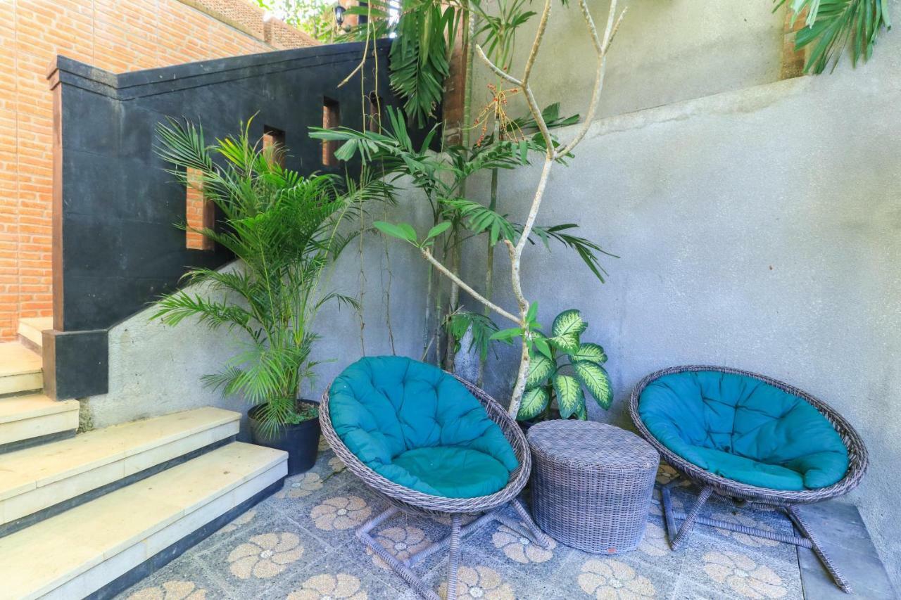 The Laras Jimbaran (Bali) Exterior photo